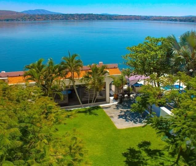 Propiedad #39 – Tequesquitengo, con muelle privado